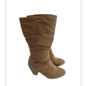 CITYCLASSIFIED slouchy chunky heeled taupe boots size 6.5